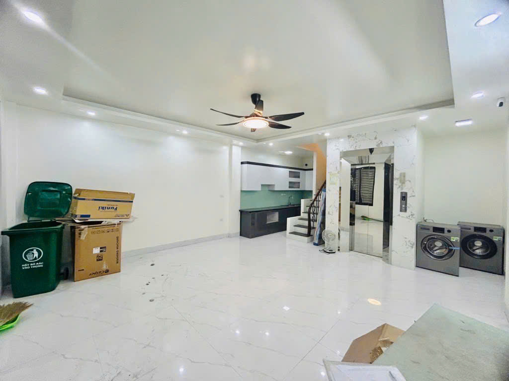 SIÊU PHẨM NHÀ ĐẸP – FULL NỘI THẤT – BA BƯỚC RA Ô TÔ TRÁNH